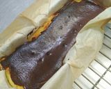 Foto langkah ke 8 dari resep Basque Burnt Cheesecake.
