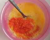 Foto langkah ke 2 dari resep #42. Telur Dadar Kelapa Parut.