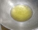 A picture of step 2 of Fried Schezwan rice.