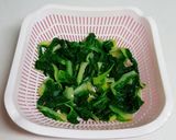 Hình bước làm 3 của món Cải Bẹ xanh trộn tương đậu 봄동된장무침