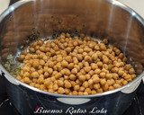 Foto del paso 9 de la receta: Garbanzos con gambones... Otra manera de comer esta legumbre. Los garbanzos los he cocido en lenta