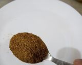 A picture of step 1 of Hyderabadi chicken dum biryani.