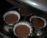 A picture of step 7 of Chocolate Mocha Cup Cake.
