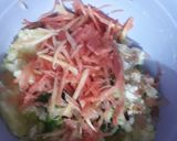 A picture of step 9 of Colourful Suji sandvich.