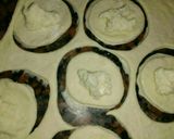 A picture of step 4 of Awama with Cream Filling.