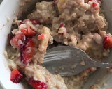 Foto del paso 3 de la receta: Porridge con fresas y plátano