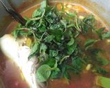 Foto langkah ke 5 dari resep Ikan Patin Kuah Asam Manis.