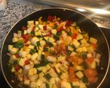 Foto del paso 2 de la receta: Pollo con cúrcuma y verduras