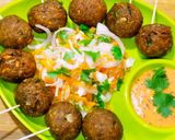 A picture of step 6 of Protein packed healthy cheeseballs.
