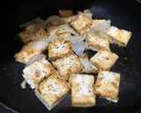 Foto del paso 3 de la receta: Plato vegano de tofu y aguacate
