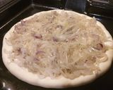 Foto del paso 2 de la receta: Fugazzeta "bordiqueso"