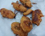 A picture of step 5 of Rawmango pakodas🍋.