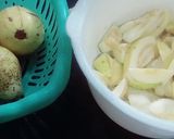 A picture of step 1 of Masale wale amrood.