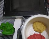 Foto langkah ke 3 dari resep Kue Kering Semangka.