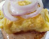 A picture of step 3 of Shami burger.