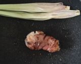 Foto langkah ke 1 dari resep Ikan kuah susu lezat & mudah.