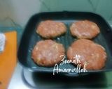 A picture of step 2 of Homemade Pan Grilled Mutton Burgers.