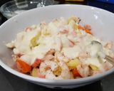 A picture of step 4 of Light Russian salad with prawns.