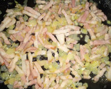 Foto del paso 2 de la receta: Revuelto de huevo, champiñones y bacon