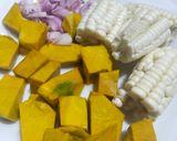 Foto langkah ke 1 dari resep Sayur Bening Kelor.