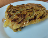 Foto del paso 8 de la receta: "Crepe" de mazorca🌽con queso🧀 y dulce de guayaba🥞