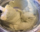A picture of step 4 of Matcha pound cake 🍵.