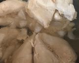 Hình bước làm 4 của món Khô gà lá chanh