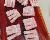 Hình bước làm 2 của món Bánh tráng cuộn thịt chiên giòn