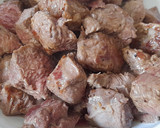 Foto del paso 1 de la receta: Ternera Strogonoff con vodka