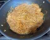 A picture of step 7 of Miki Bihon Guisado.