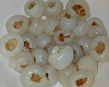 Hình bước làm 2 của món Nước Vải Gừng Hạt Chia