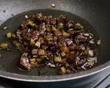 Foto langkah ke 9 dari resep Jjajang-myeon/bab Sauce 짜장면/밥 소스 | Nasi/mie Jjajang | Halal.
