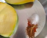 A picture of step 1 of Aam tawa fry.