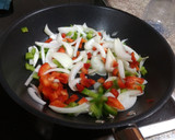 Foto del paso 1 de la receta: Torradas con pollo con especias