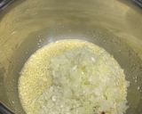 Foto del paso 2 de la receta: Manitas de cerdo con chorizo