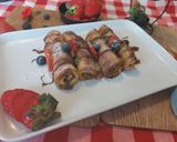 A picture of step 7 of Nutella French toast roll ups.