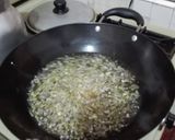 Foto del paso 1 de la receta: Risotto frutti di mare con monedas de plátano verde y ensalada