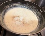 A picture of step 5 of Sabudana payasam.