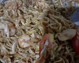 Foto langkah ke 3 dari resep Mie goreng.