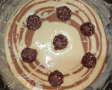 Foto del paso 4 de la receta: Bizcocho con Ferreros Rocher