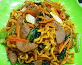 Foto langkah ke 2 dari resep Mie Goreng Simple.