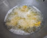 A picture of step 5 of Mango Fritters.