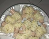 Foto langkah ke 2 dari resep Sosis gulung mie.