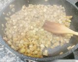 Foto del paso 1 de la receta: Croquetes de'albergínia al pesto amb timbal de carxofes i taronj