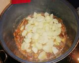 Foto del paso 4 de la receta: Níscalos con patatas