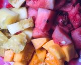 A picture of step 1 of Mixed fruit drink.