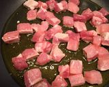 Foto del paso 1 de la receta Lomo y patatas en caldo moreno 🐷🥔