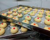 Foto langkah ke 4 dari resep Kue monde enak dan simple.
