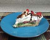 Foto del paso 5 de la receta: Pie relleno de fresas y kiwi