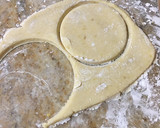 Foto del paso 5 de la receta: Súper Alfajor de maicena con súper dulce de leche